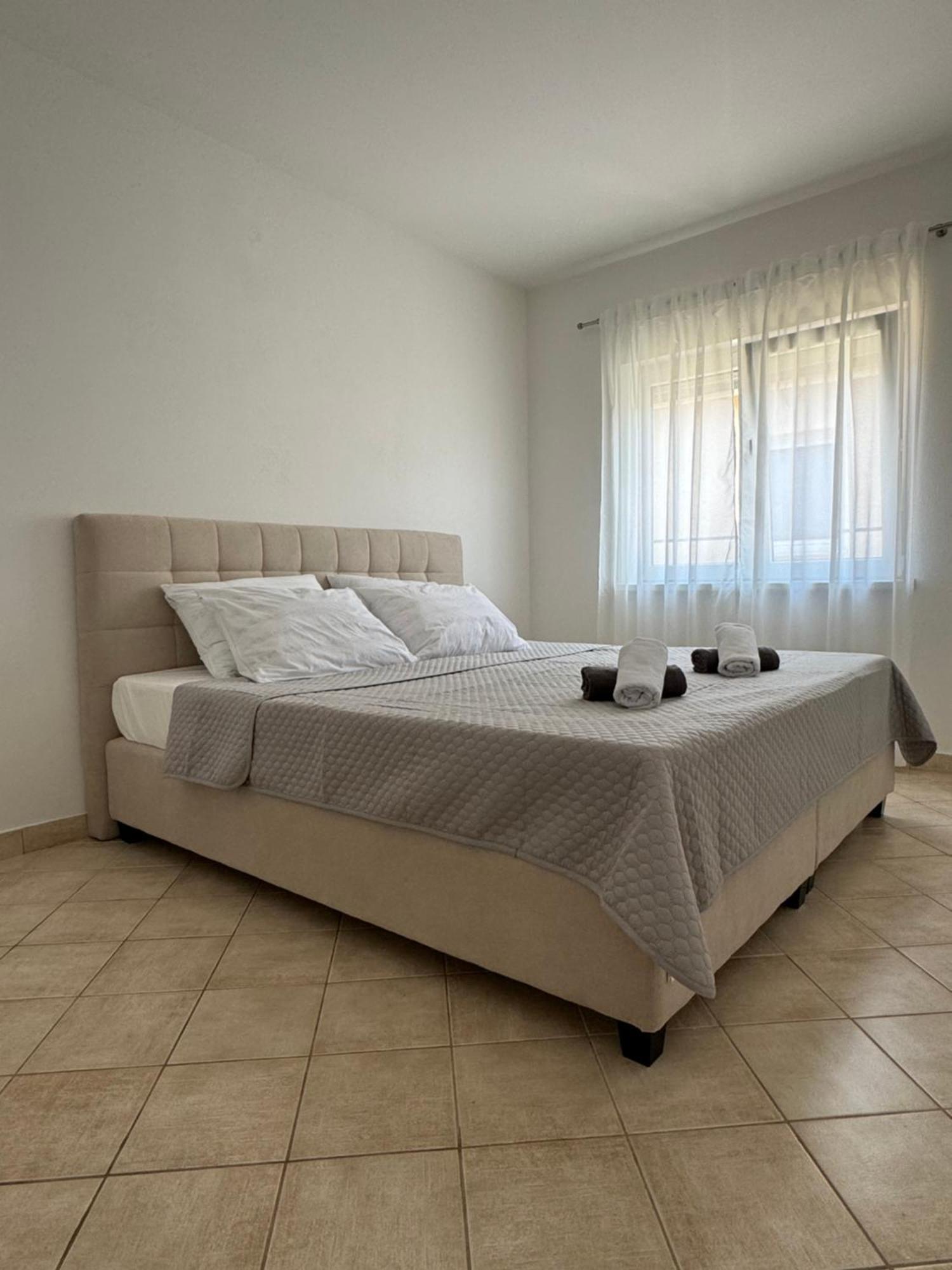 Apartmani Ivano Vir Exterior foto